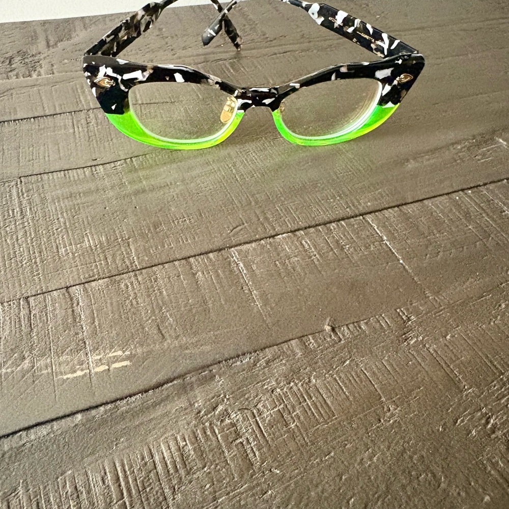 Boutique Green and Black Cat-Eye Eyewear - Picture 6 of 8